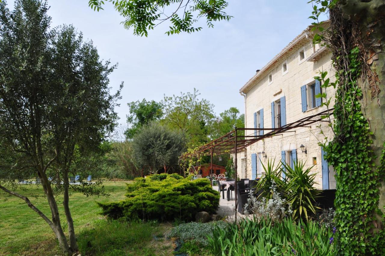 אביניון Le Mas Des Cerisiers Jacuzzi Et Sauna Inclus Pour Tous Les Logements מראה חיצוני תמונה